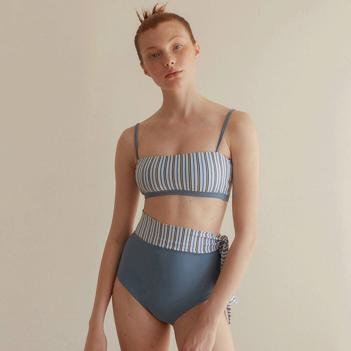 High-Waist Split Swimsuit – Contrast Color & Striped Design