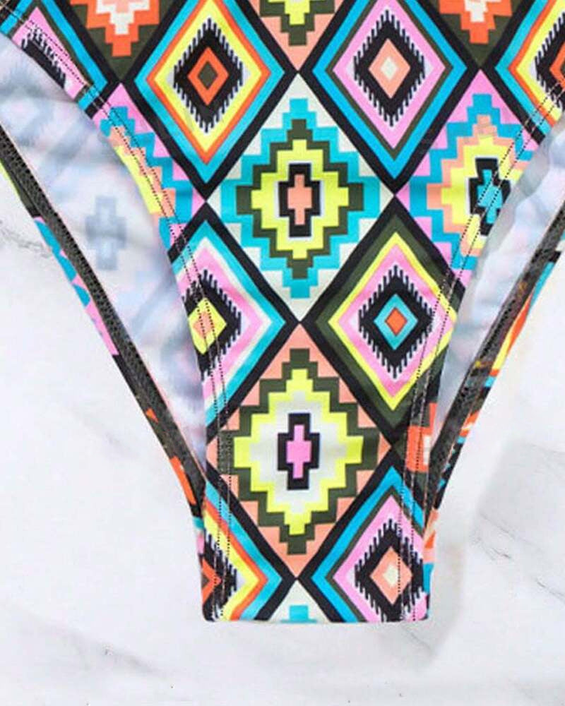 High-Waist Strappy Split Bikini – Sexy & Flattering