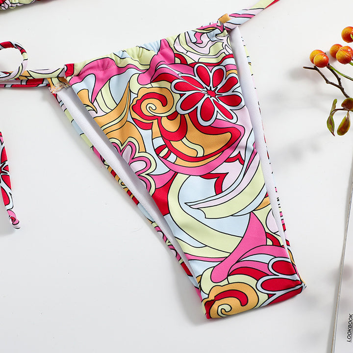 New Hanging Neck Swimsuit